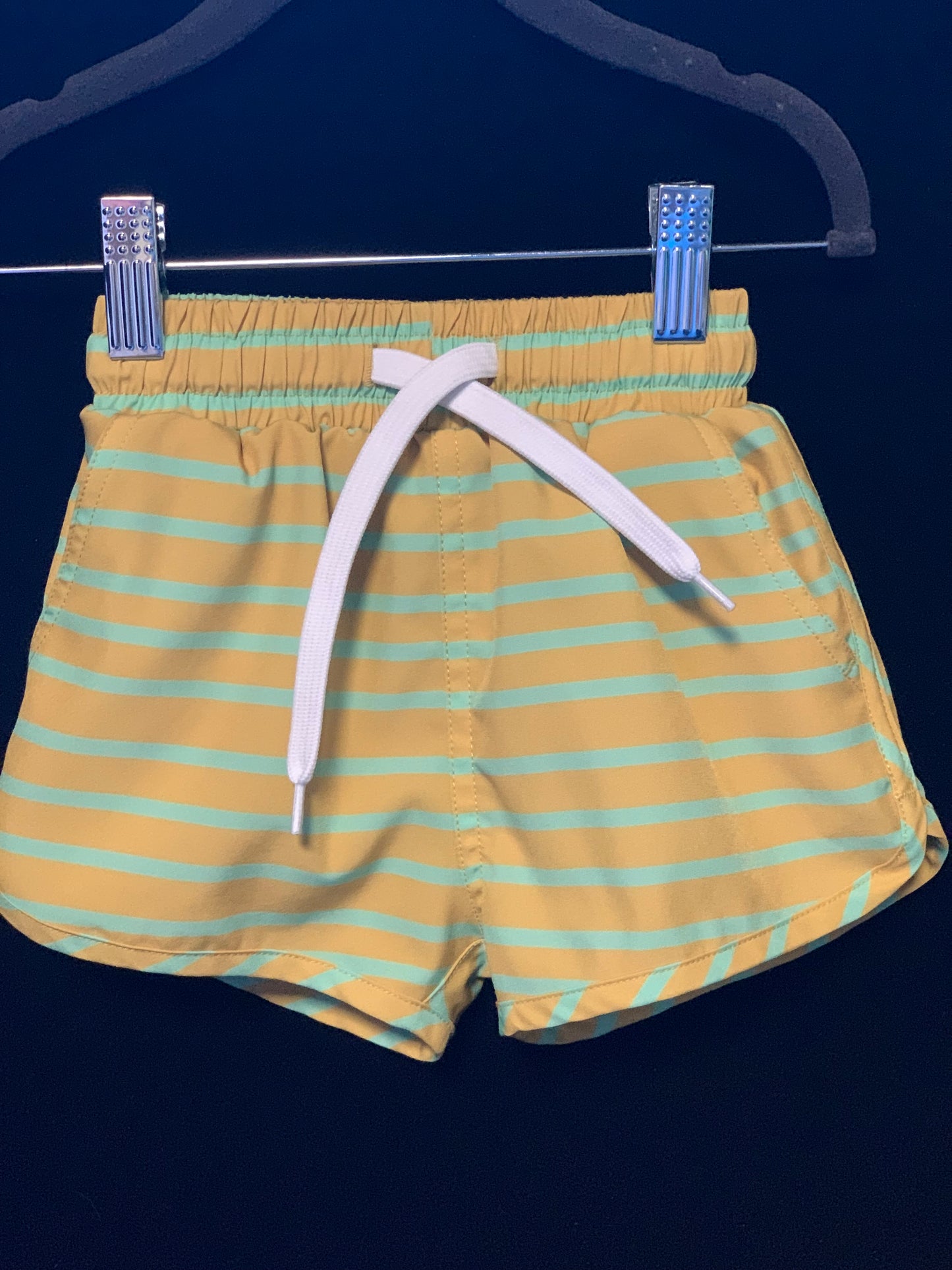 Kortni Jeane Girls 2 pcs Yellow Mint & Boys Yellow Mint Retro Trunk