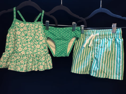 Cat&Jack Green Floral Ruffle Tankini Set & Green Vertical Trunks